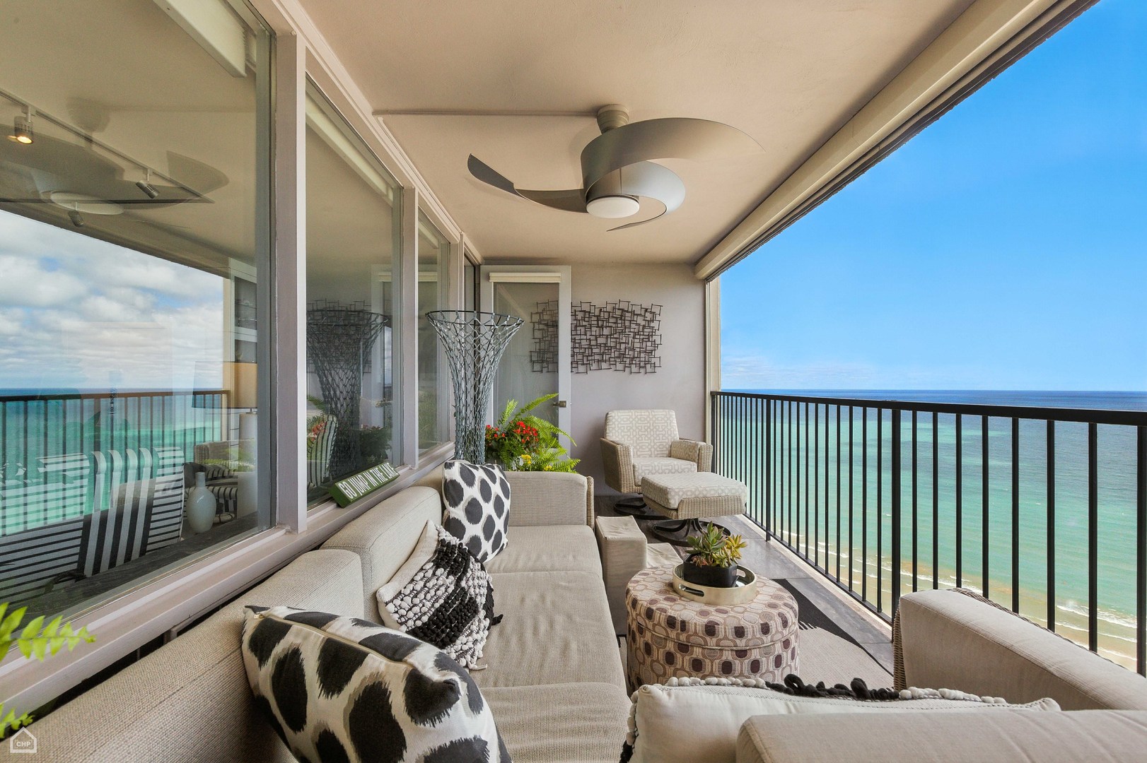 5733 N SHERIDAN Road Unit: 28D