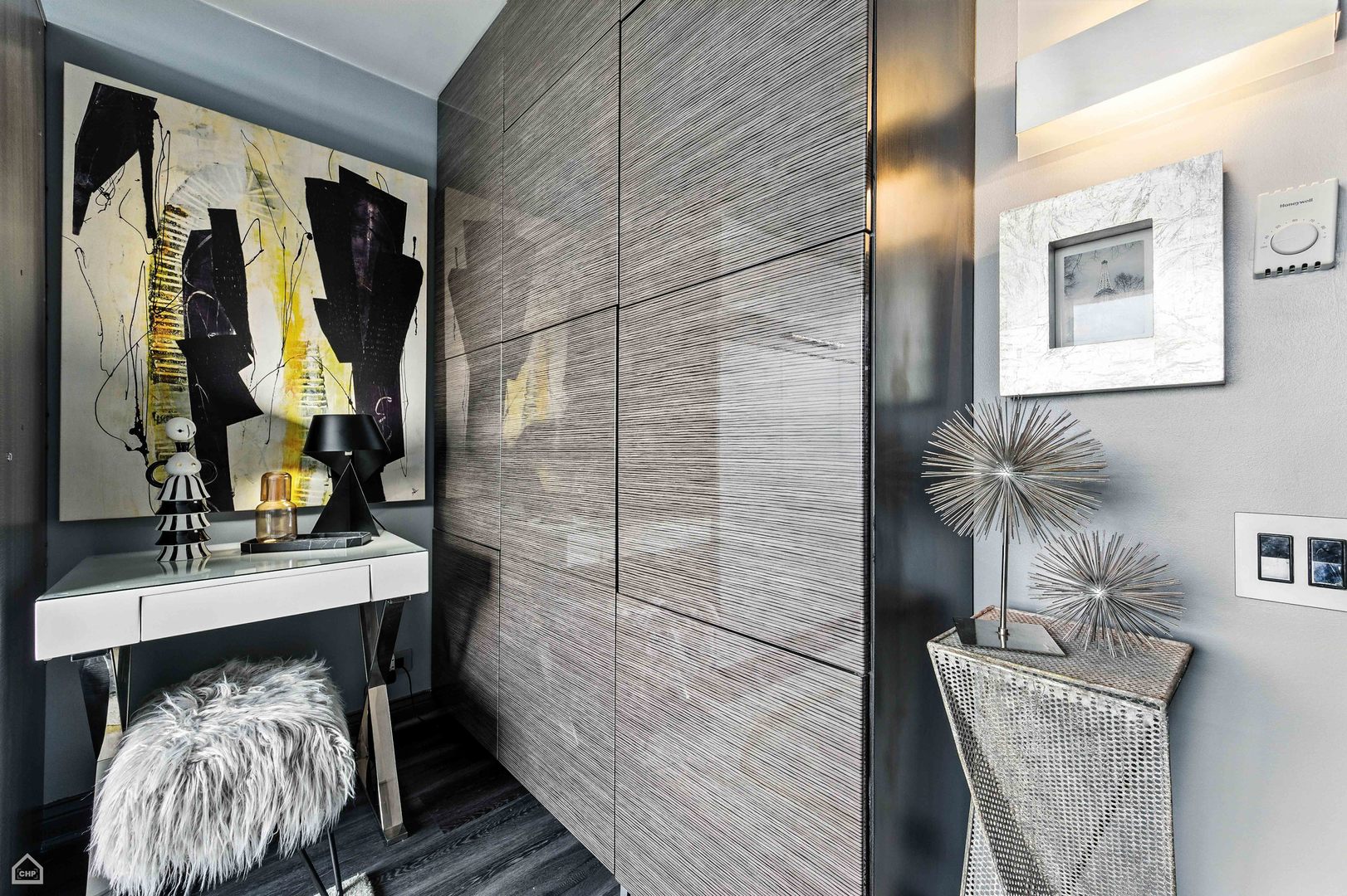 5733 N SHERIDAN Road Unit: 28D