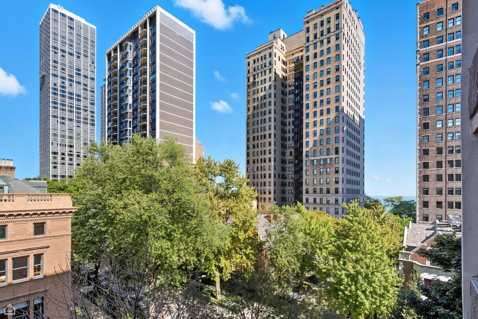 1450 N Astor Street Unit: 7B