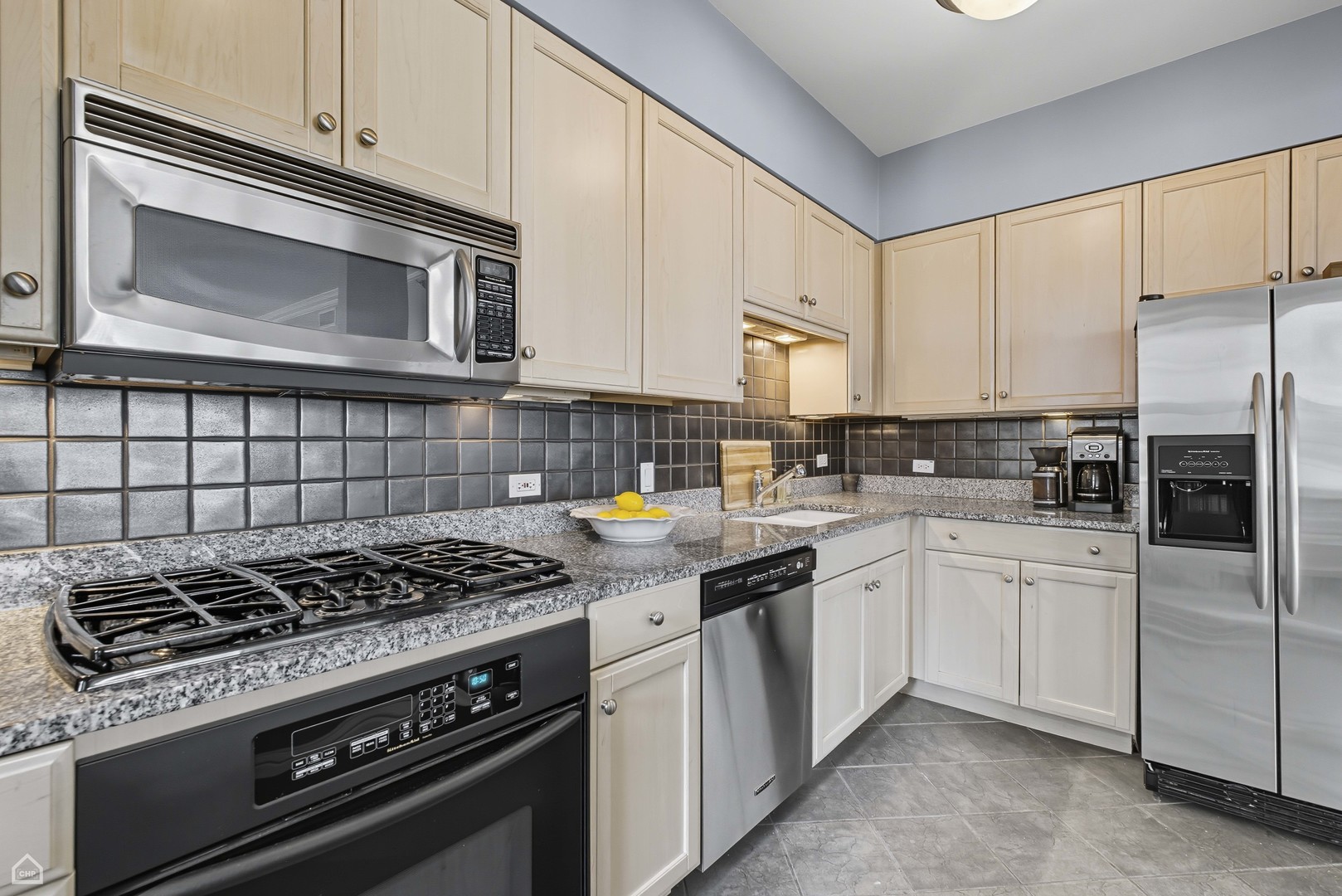 25 E Superior Street Unit: 904