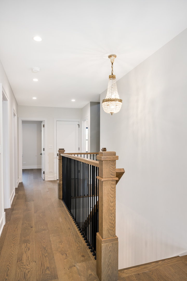 2512 N Kimball Avenue