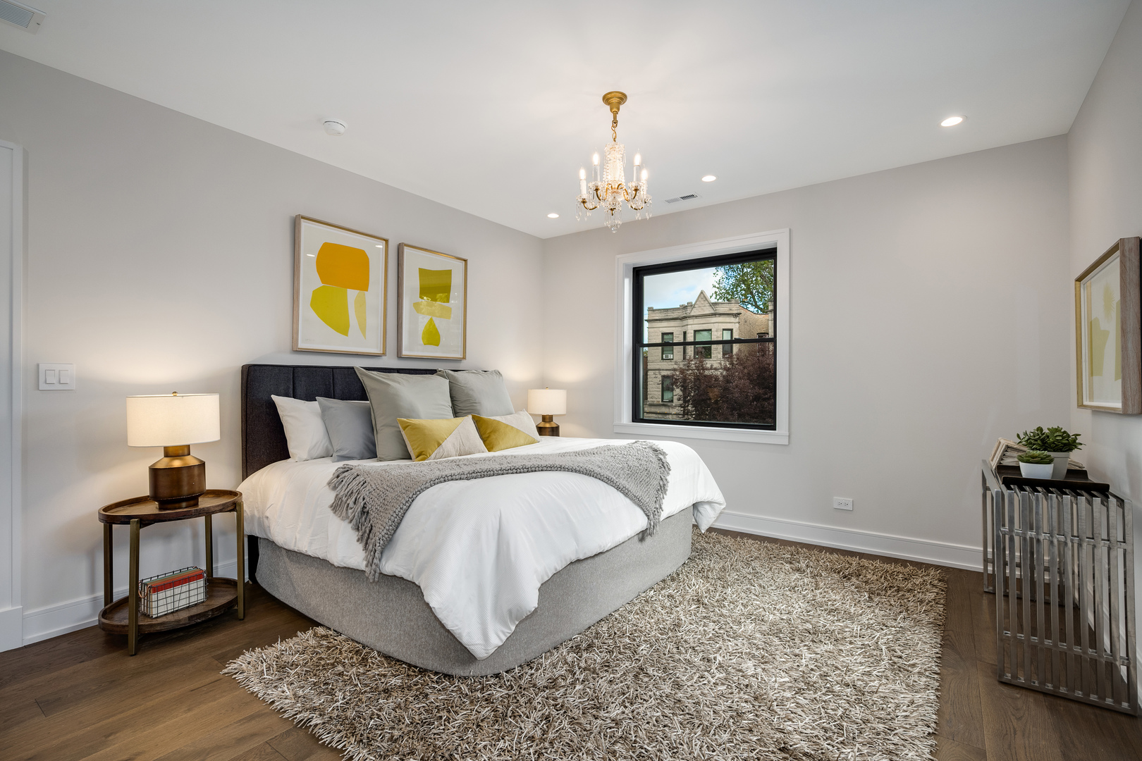 2512 N Kimball Avenue