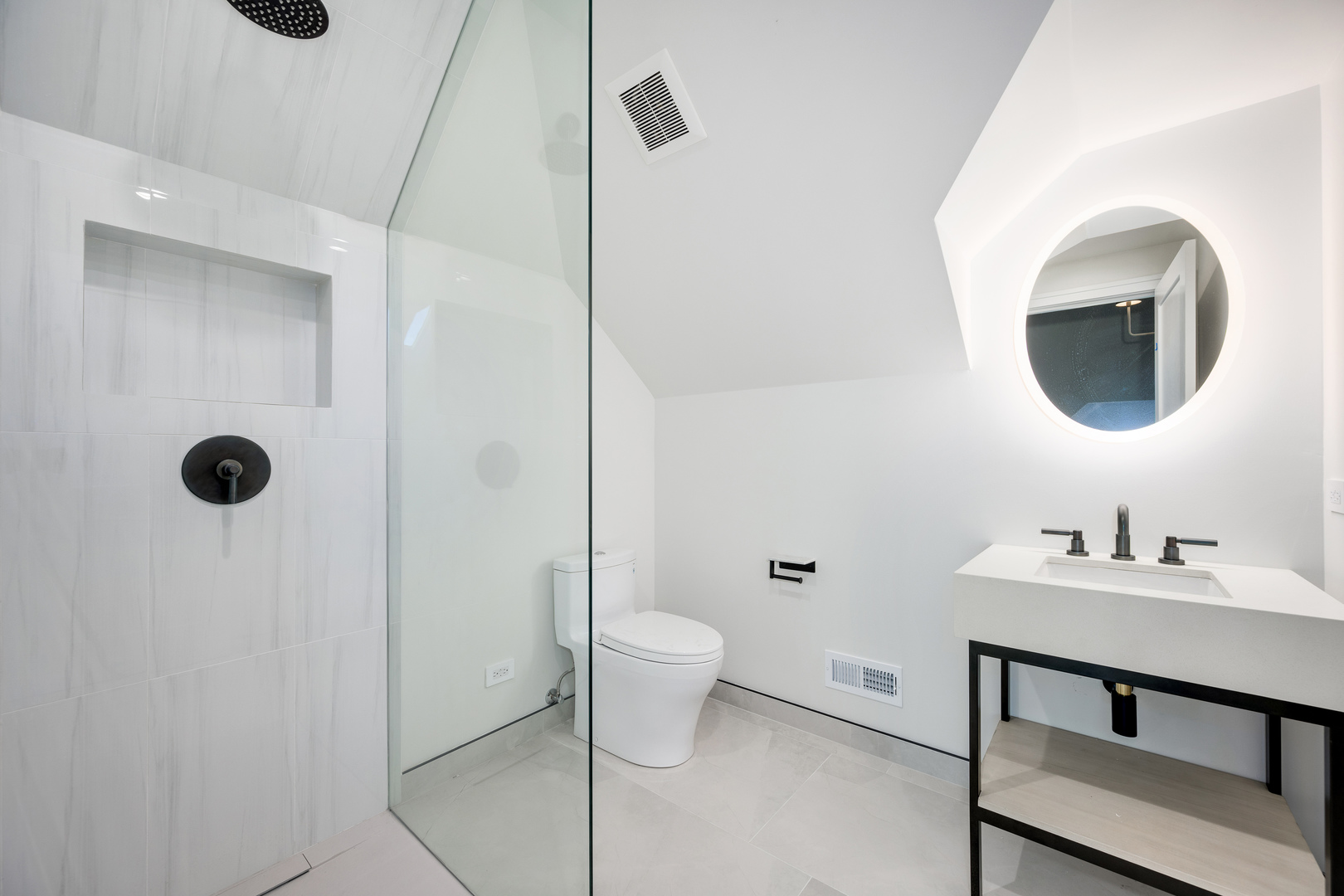 2512 N Kimball Avenue