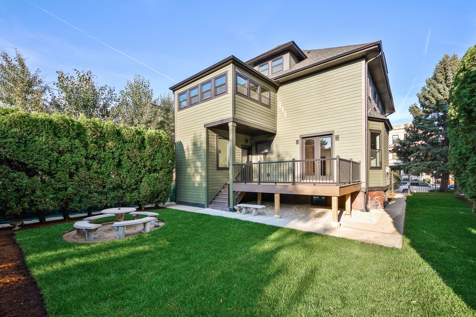 2512 N Kimball Avenue