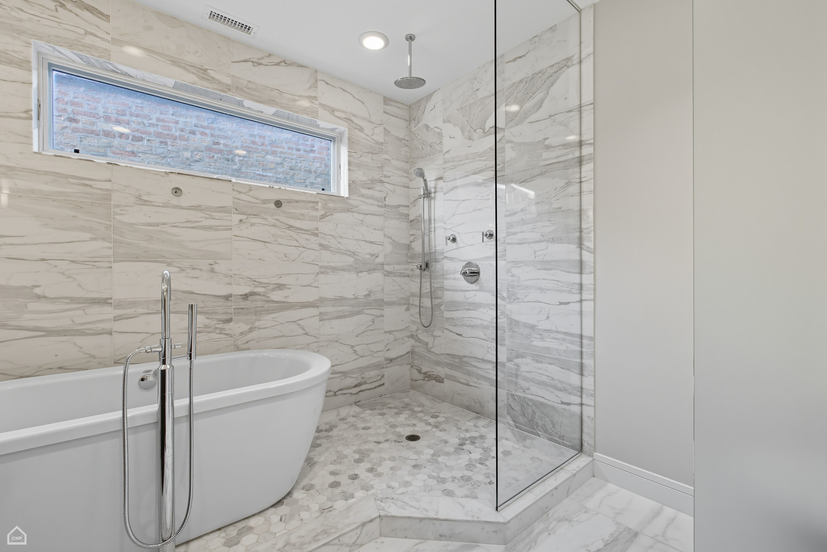 1534 N Maplewood Avenue