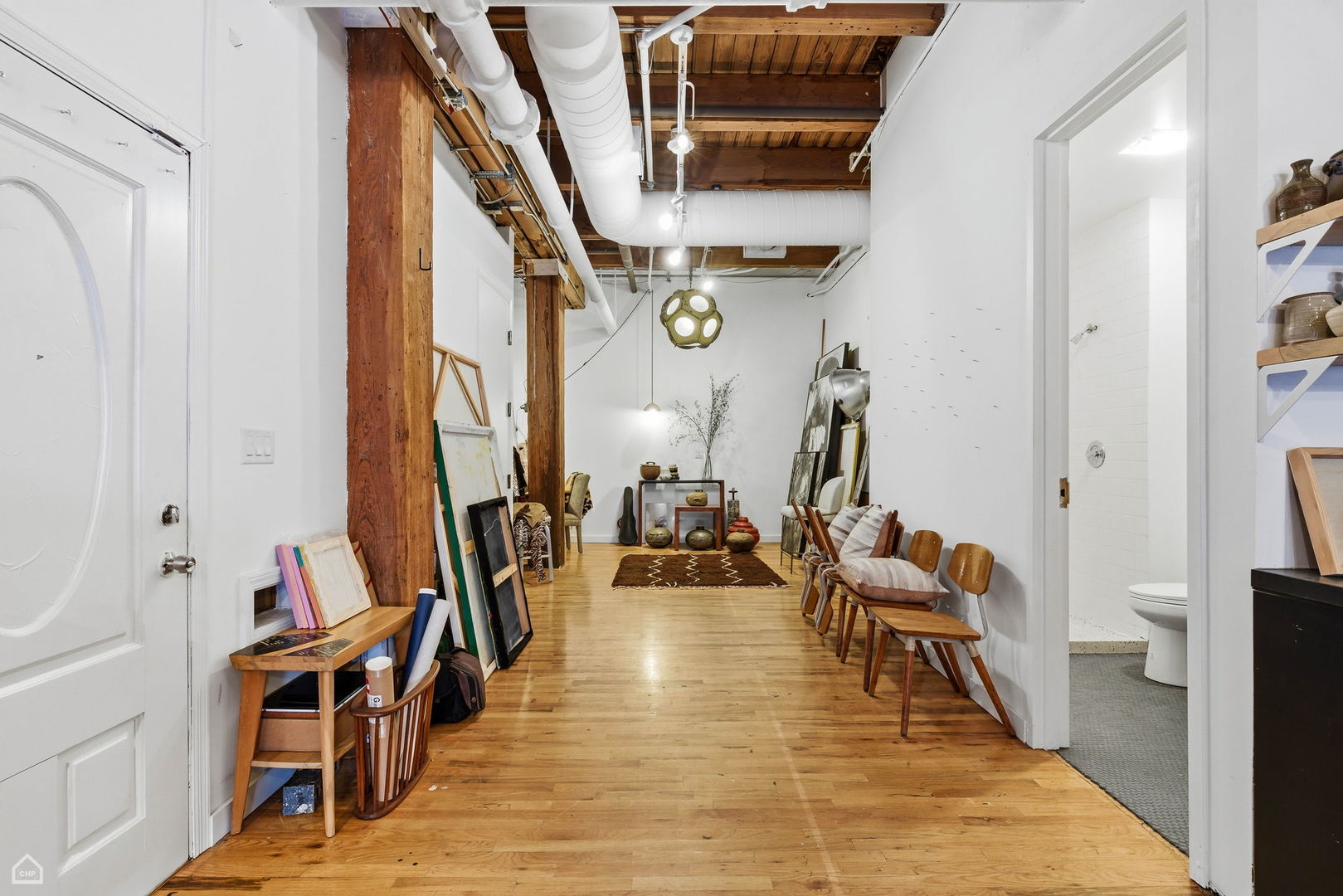 2401 W Ohio Street Unit: NW