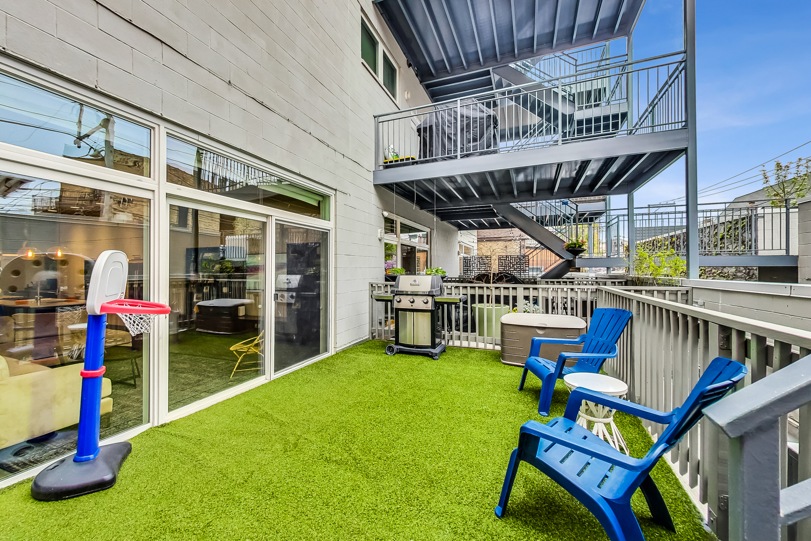 1046 N Damen Avenue Unit: 1N