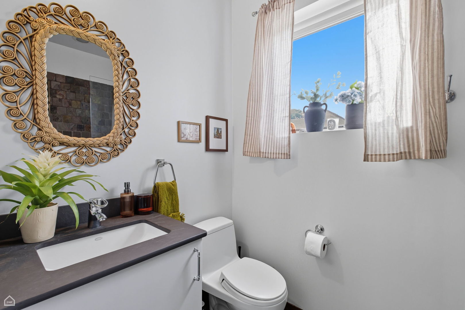 1056 N WOLCOTT Avenue Unit: 3N