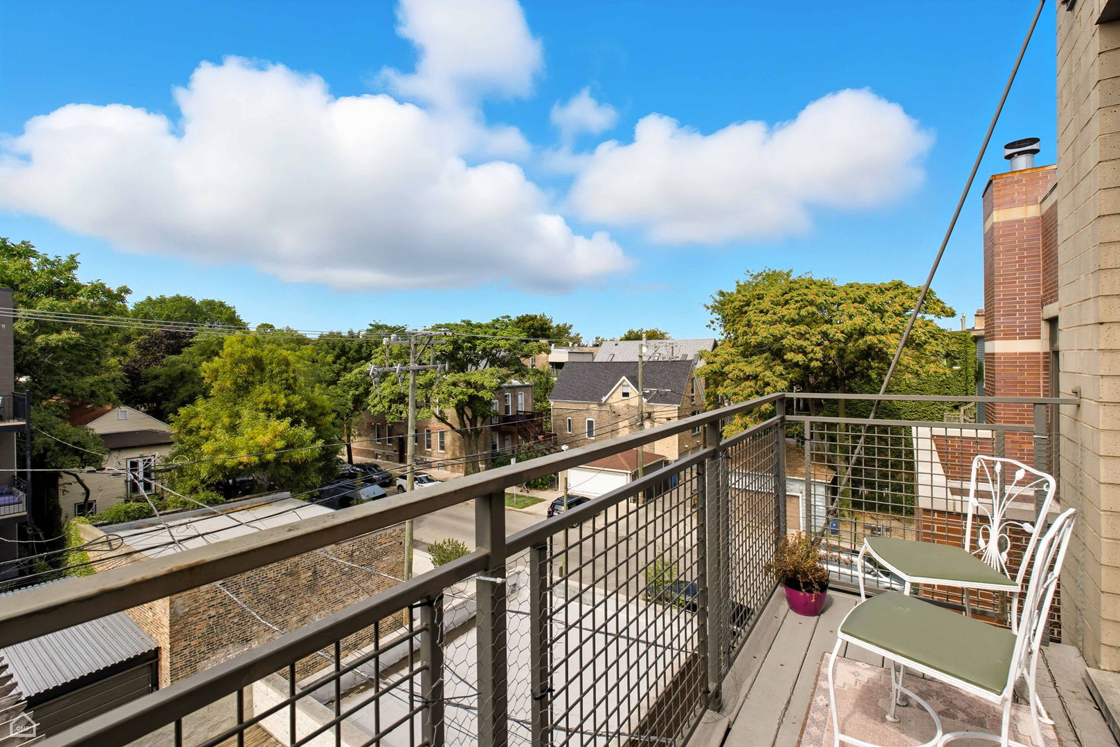 1056 N WOLCOTT Avenue Unit: 3N