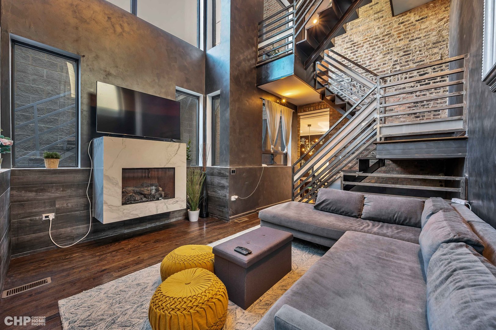 1424 W Grand Avenue Unit: 5