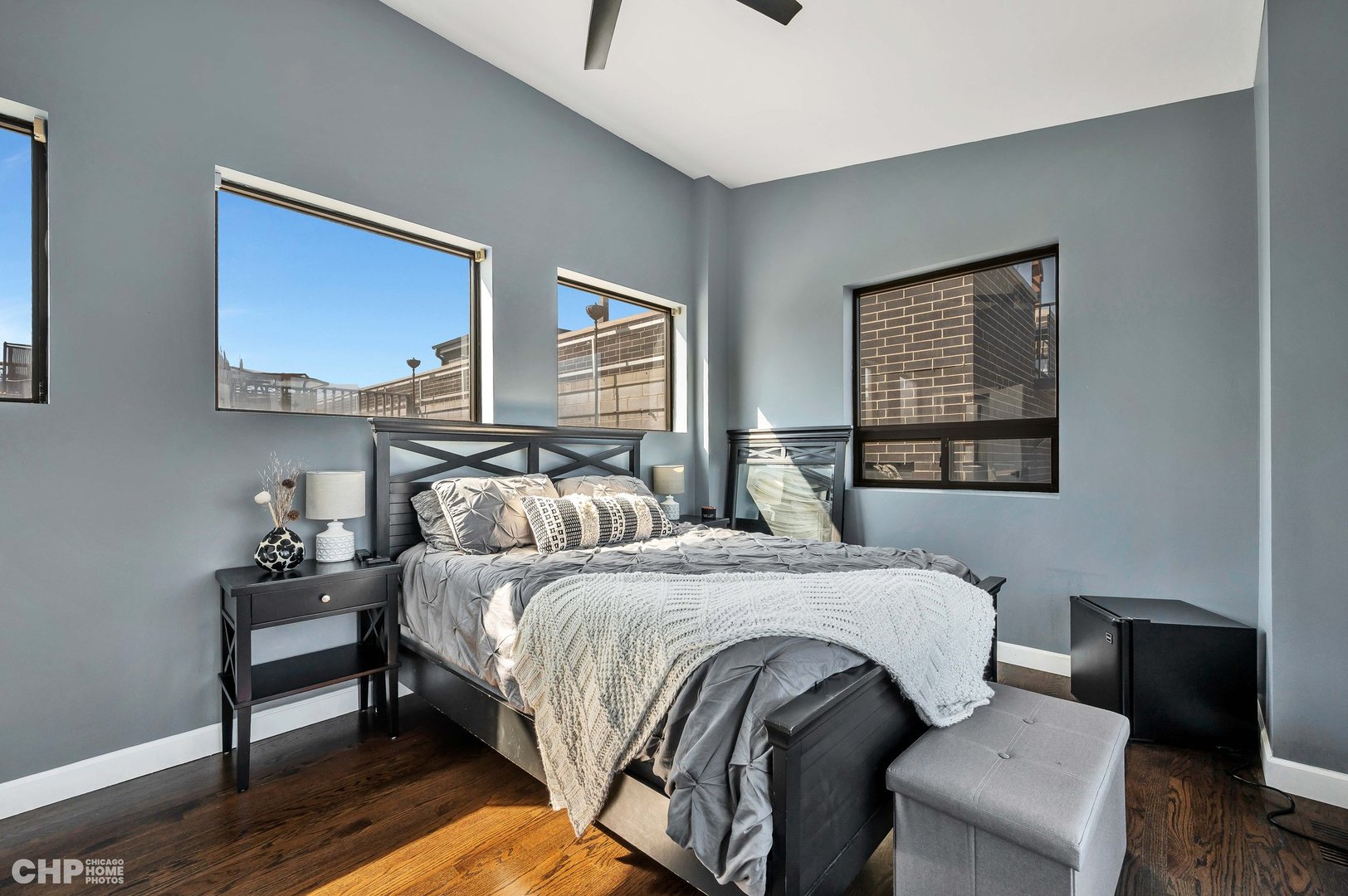 1424 W Grand Avenue Unit: 5