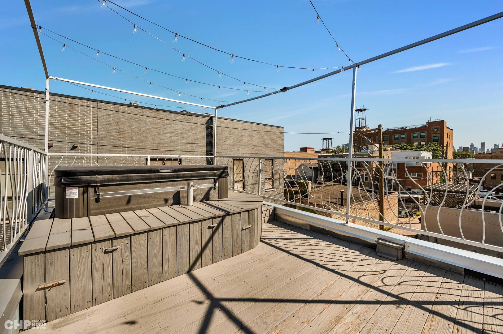 1424 W Grand Avenue Unit: 5