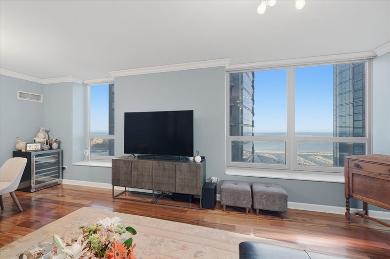 420 E Waterside Drive Unit: 1401