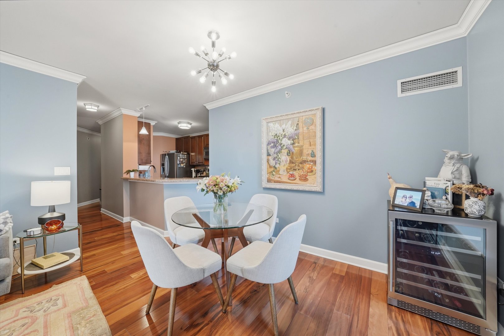 420 E Waterside Drive Unit: 1401