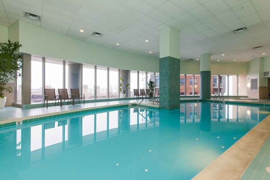 420 E Waterside Drive Unit: 1401