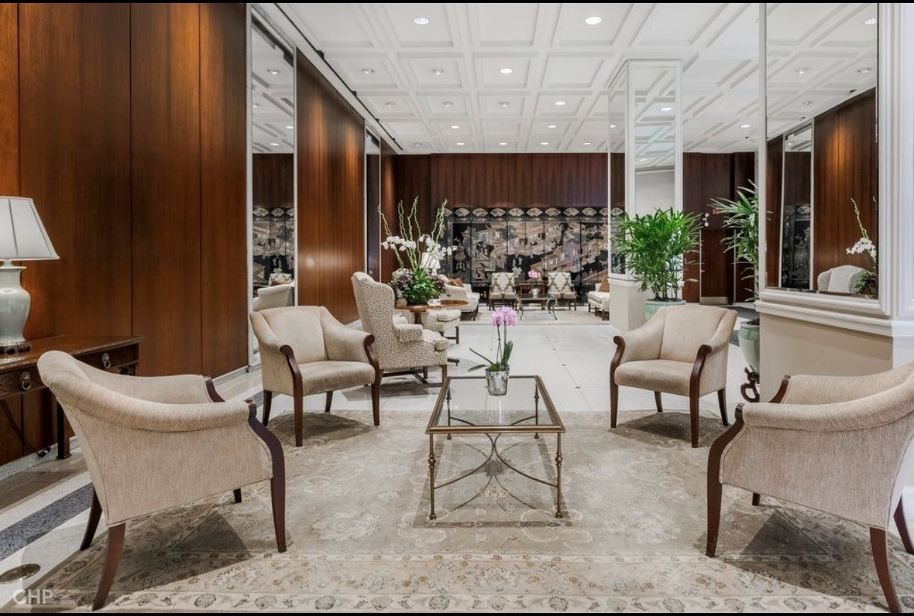 777 N Michigan Avenue Unit: 1700