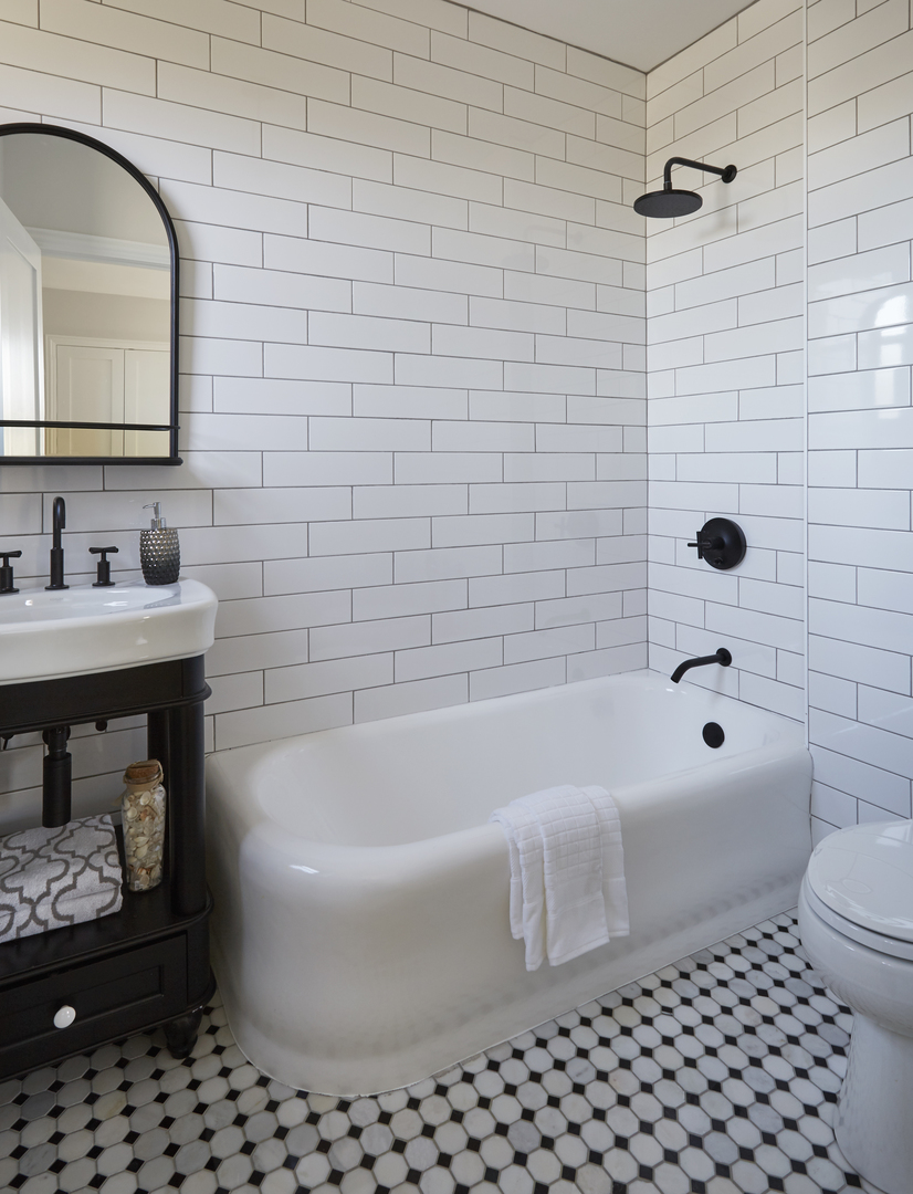 3730 N Lake Shore Drive Unit: 5B