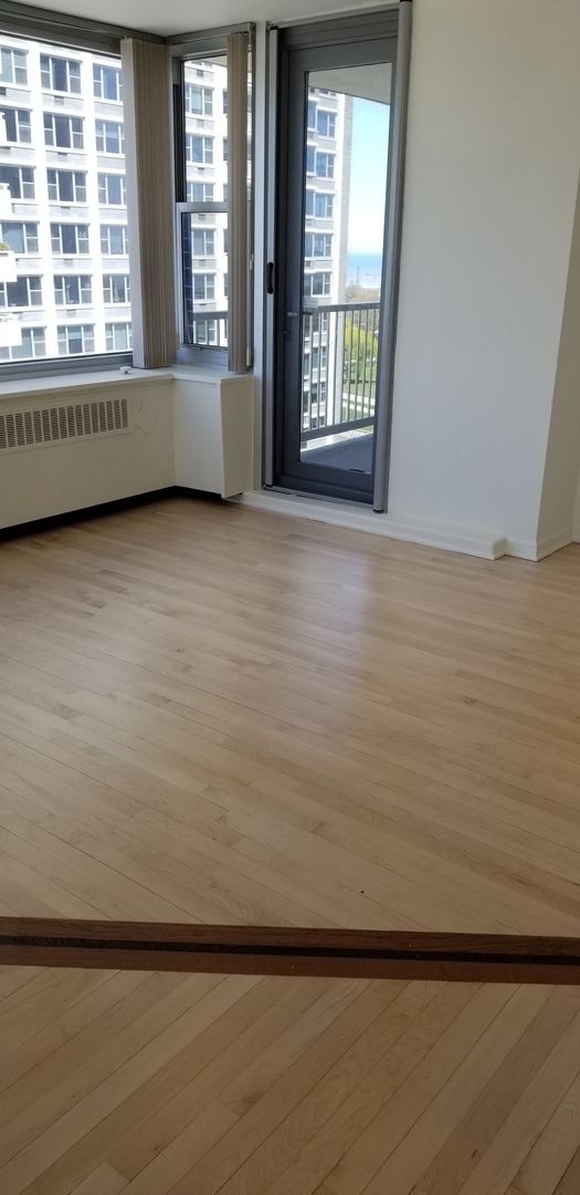 4250 N MARINE Drive Unit: 1515