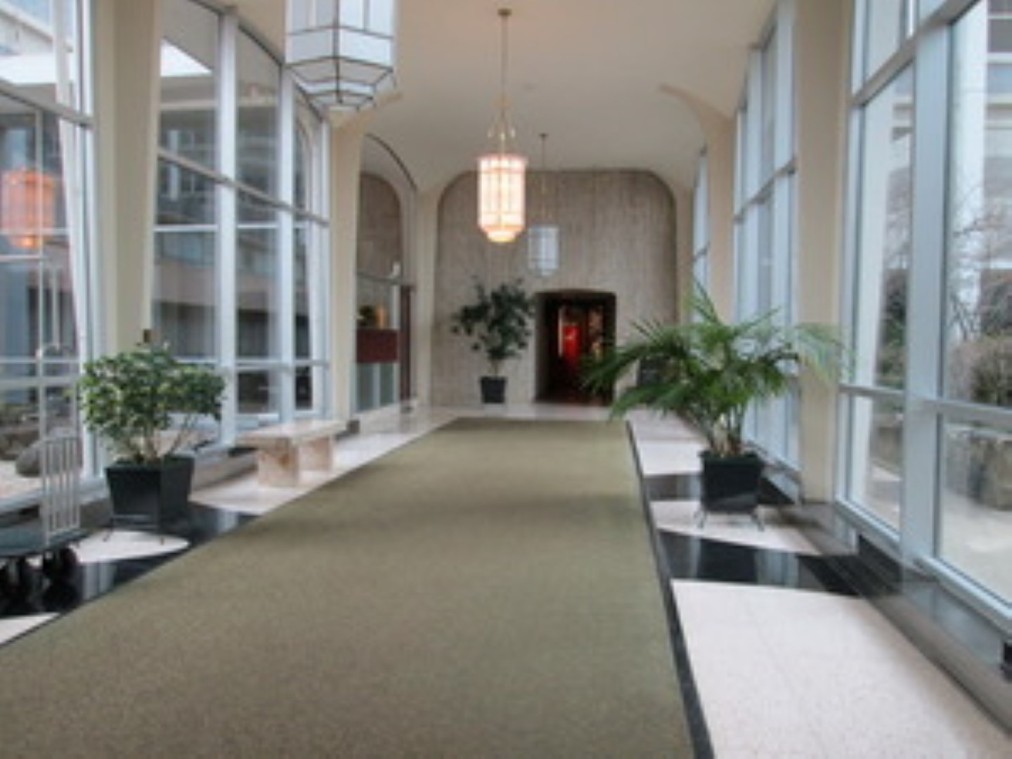4250 N MARINE Drive Unit: 1515