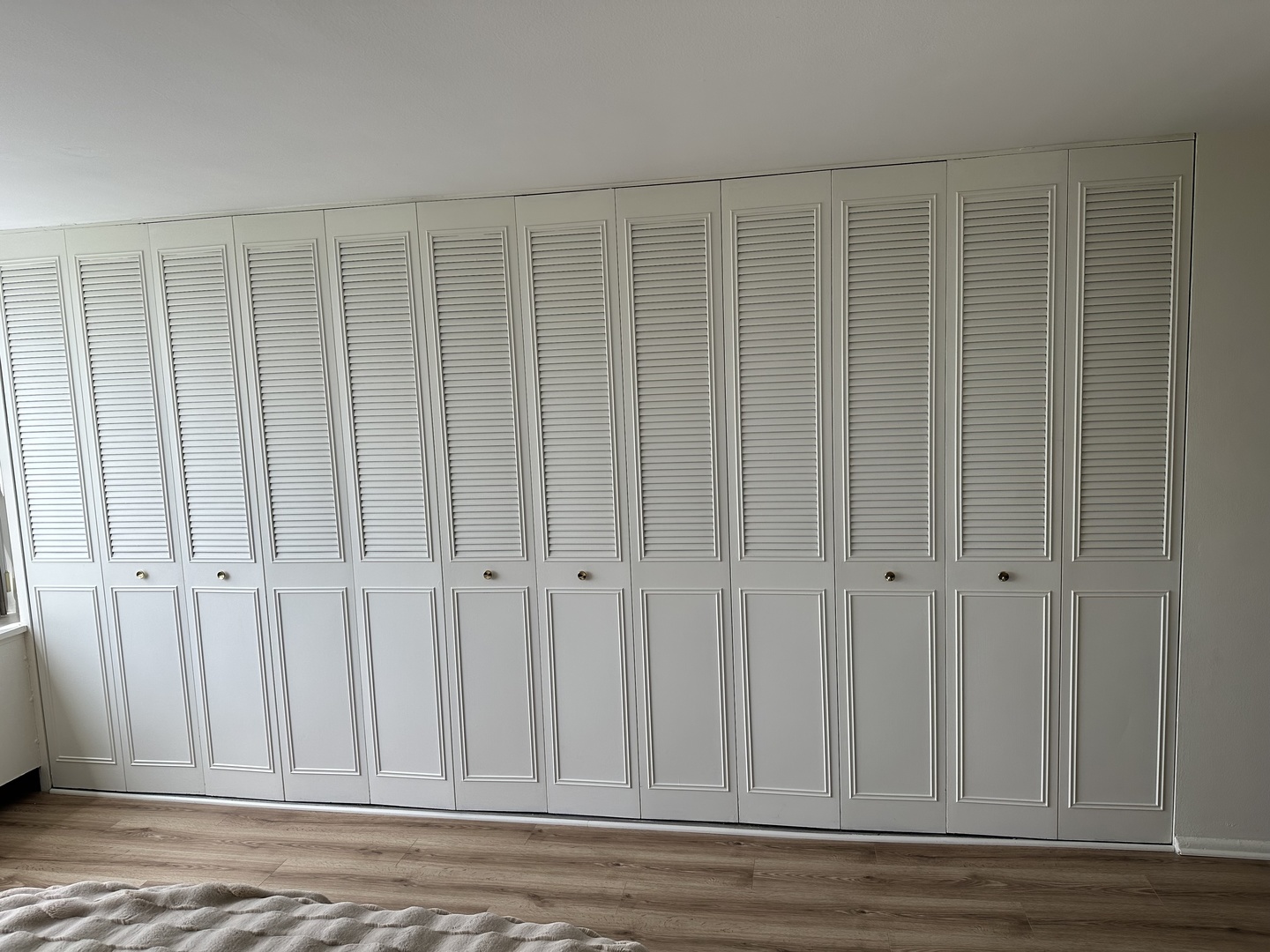 4250 N MARINE Drive Unit: 1515