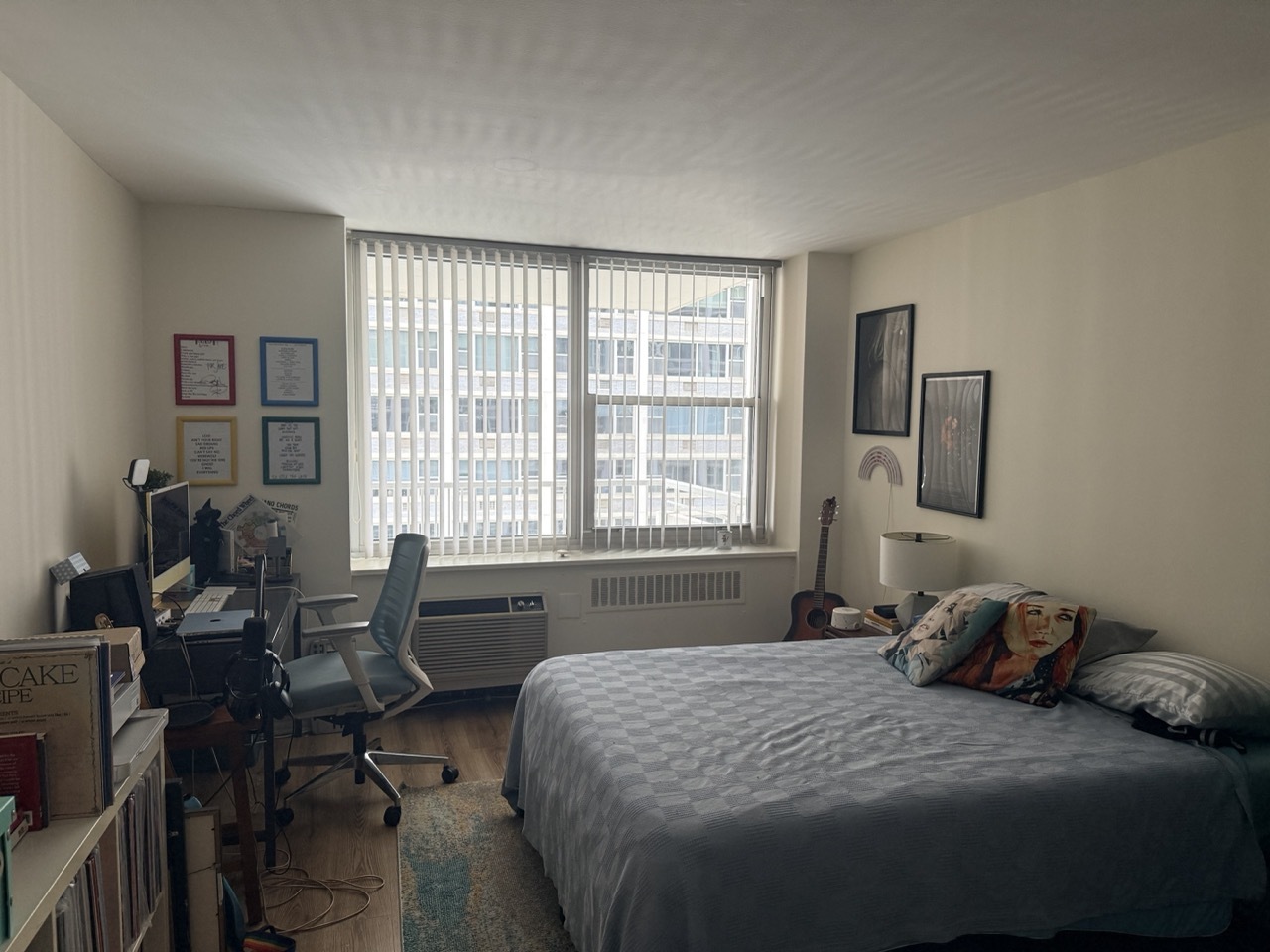 4250 N MARINE Drive Unit: 1515