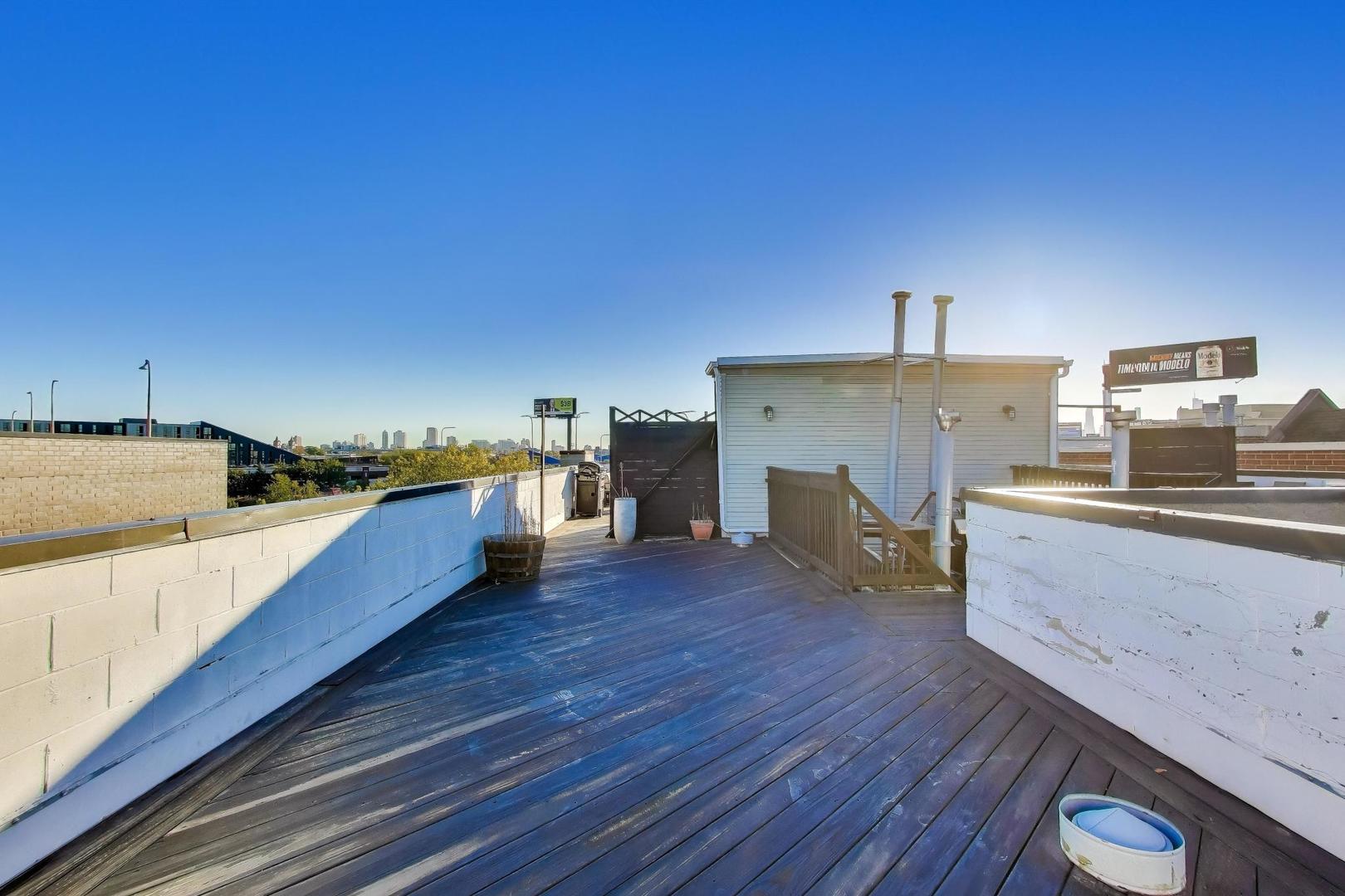 2022 N Wood Street Unit: 3N