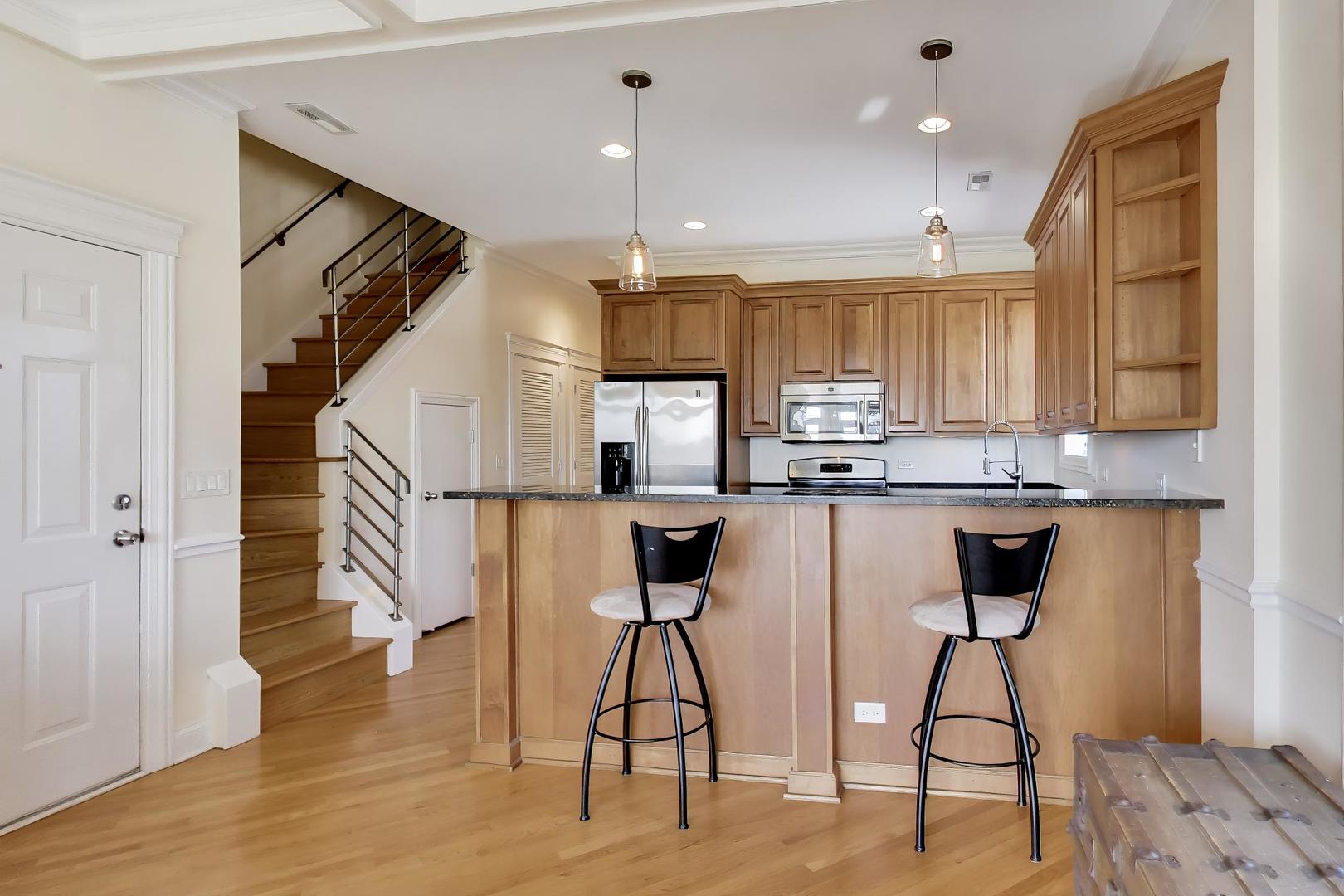 2022 N Wood Street Unit: 3N
