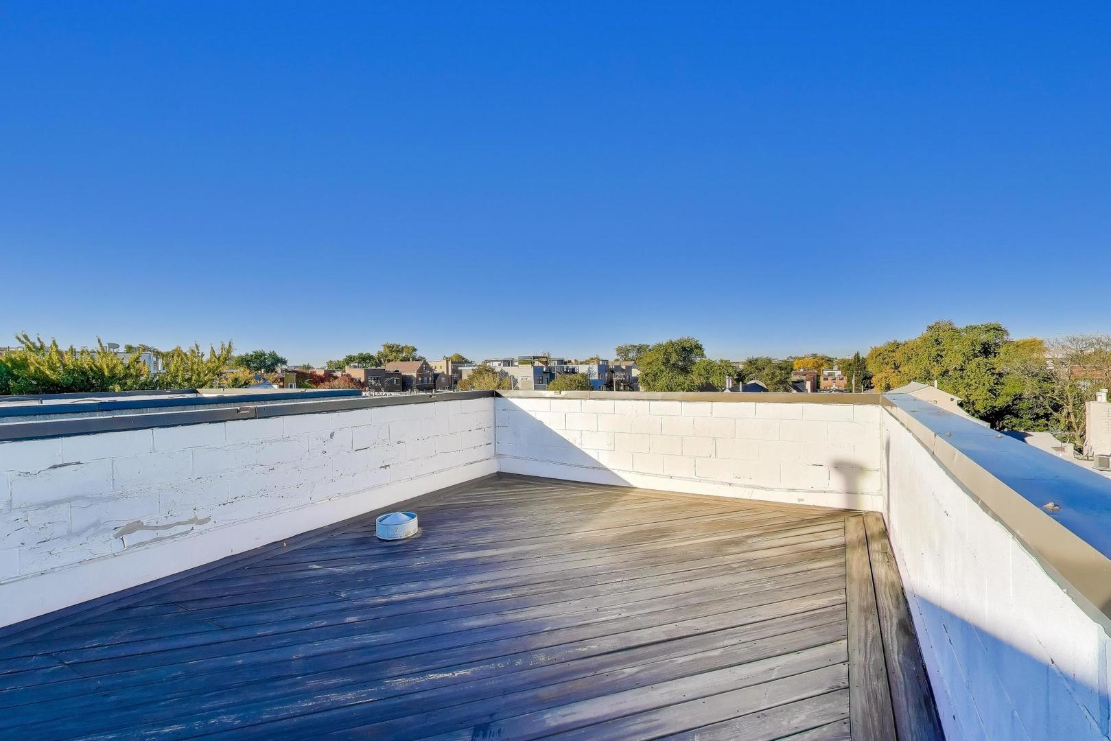 2022 N Wood Street Unit: 3N