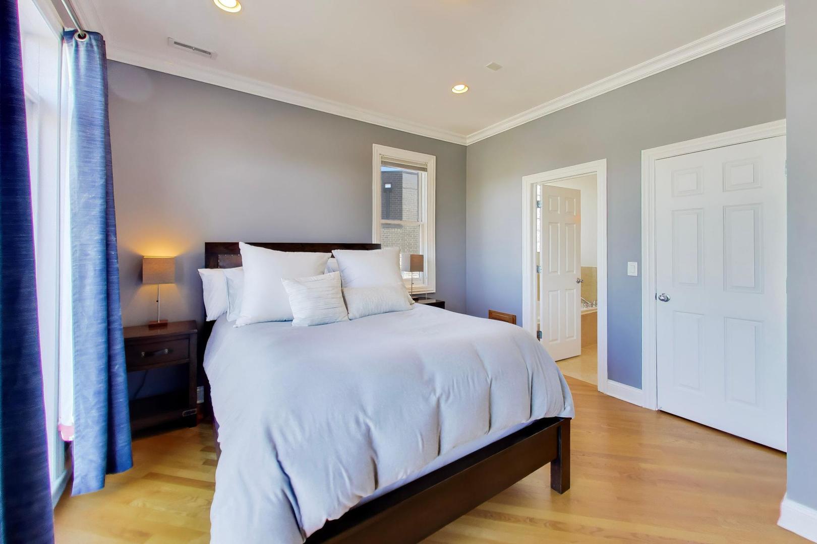 2022 N Wood Street Unit: 3N
