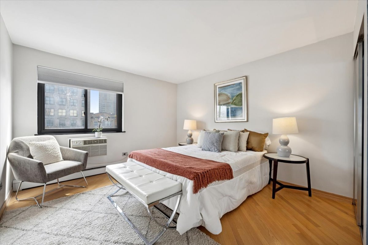 607 W WRIGHTWOOD Avenue Unit: 415