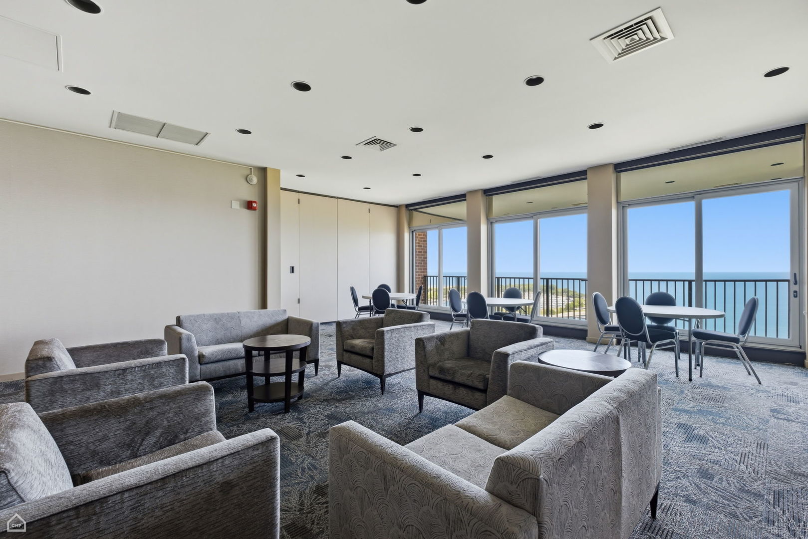 4170 N Marine Drive Unit: 4G