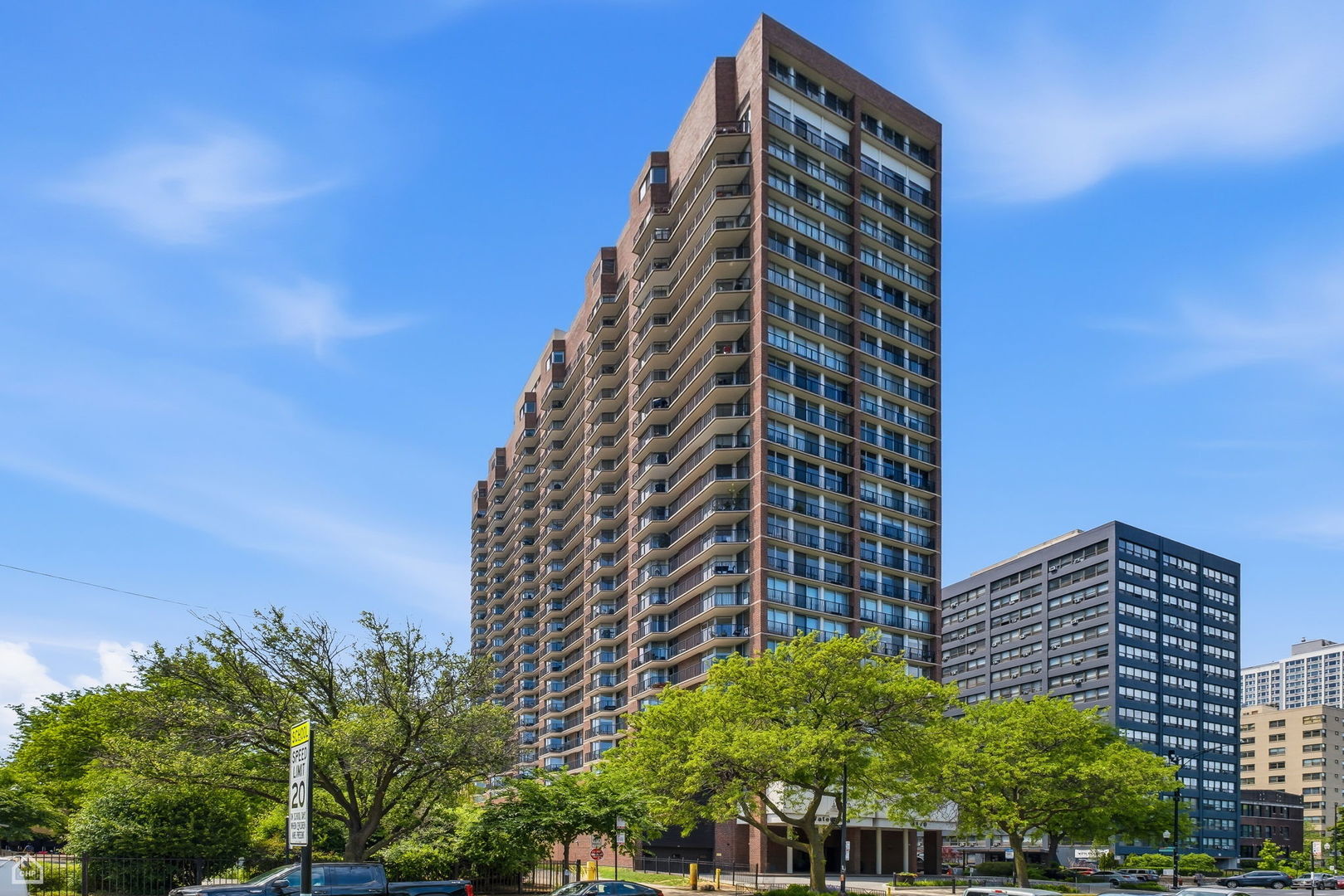 4170 N Marine Drive Unit: 4G