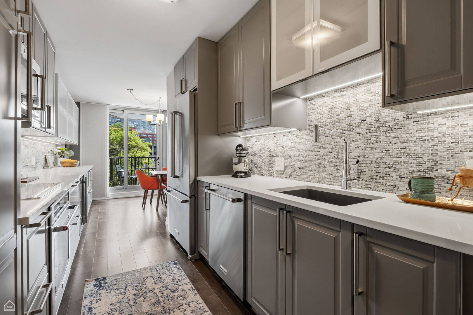 4170 N Marine Drive Unit: 4G