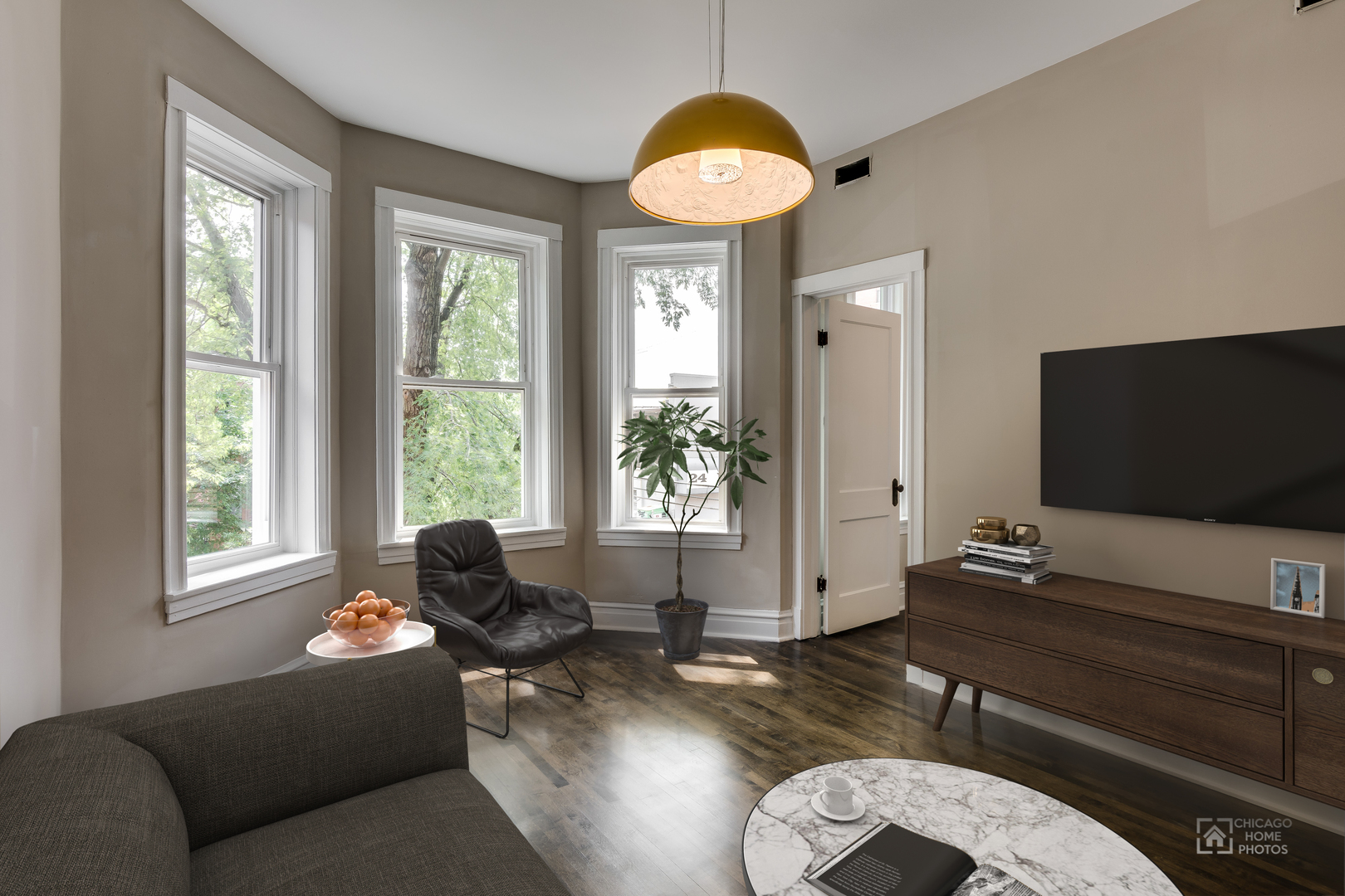 2346 W THOMAS Street Unit: 2F