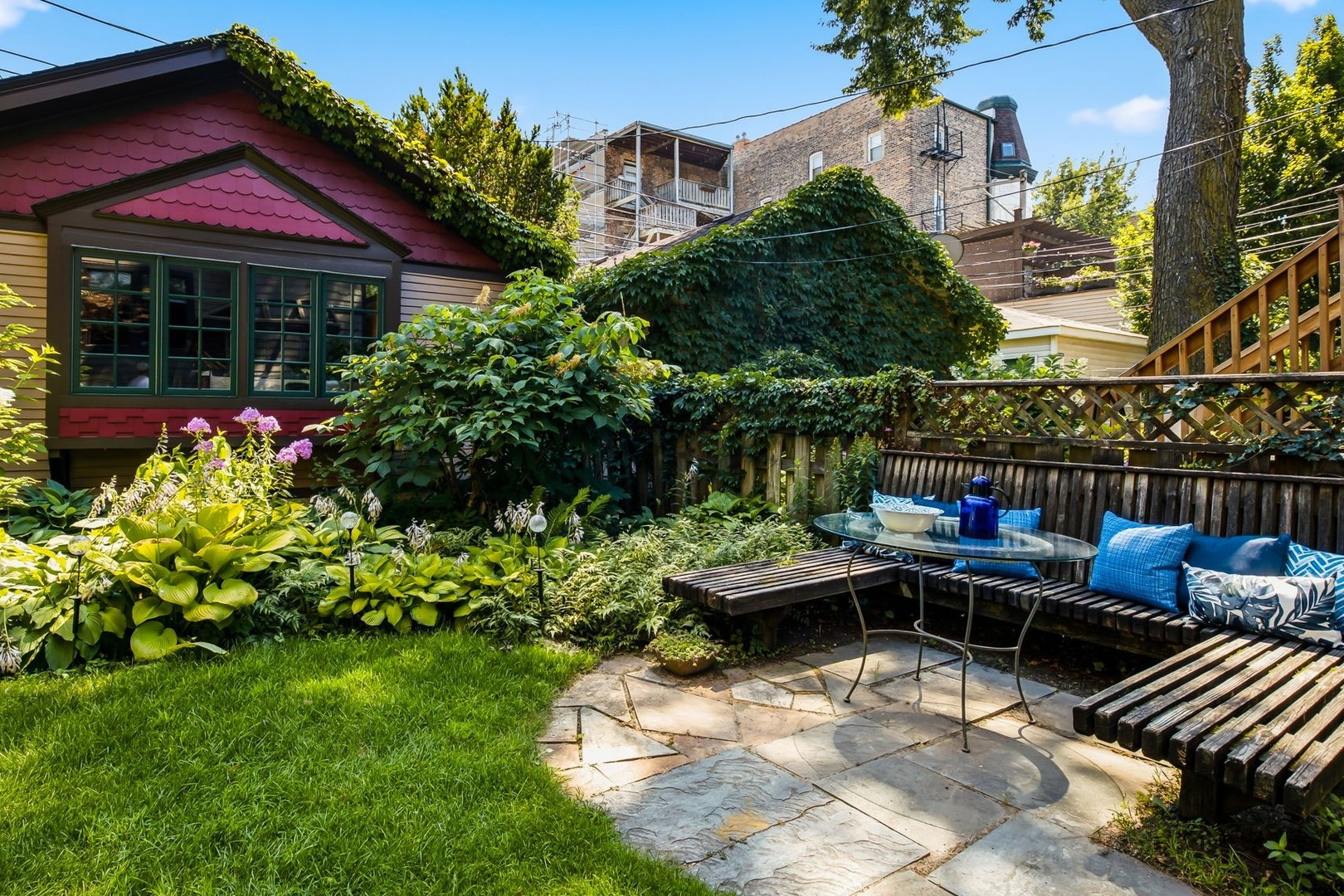 1427 W Huron Street