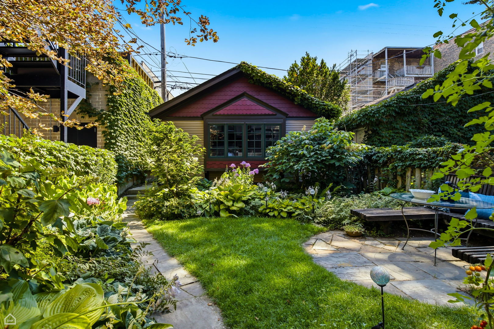 1427 W Huron Street