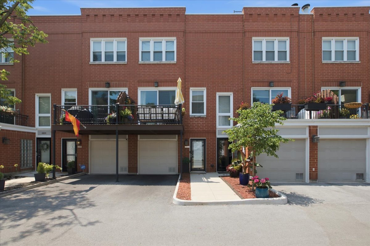 2901 N Wolcott Avenue Unit: D