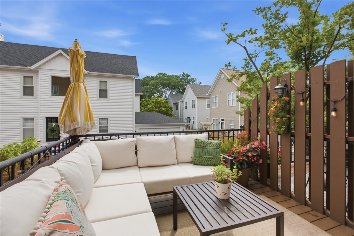 2901 N Wolcott Avenue Unit: D
