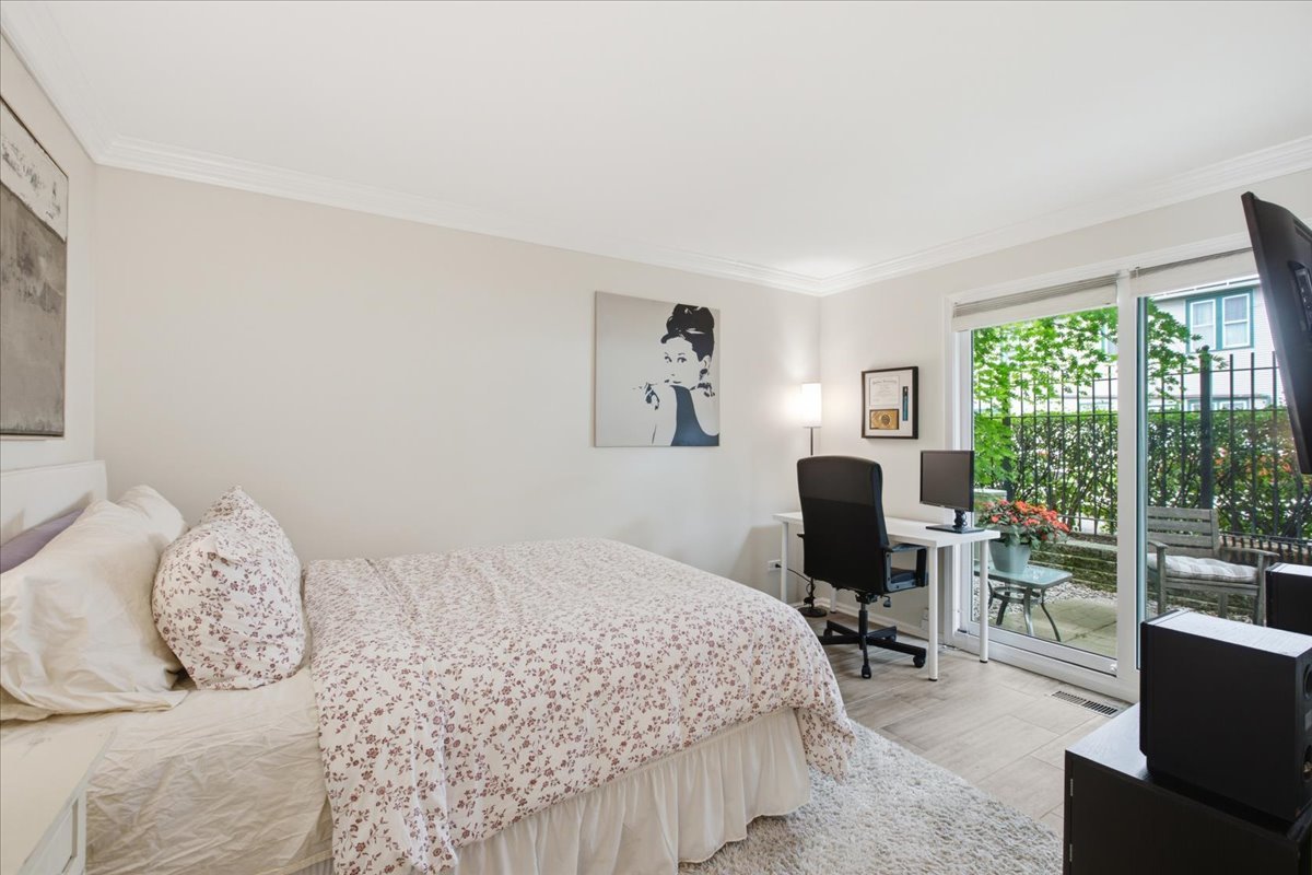 2901 N Wolcott Avenue Unit: D