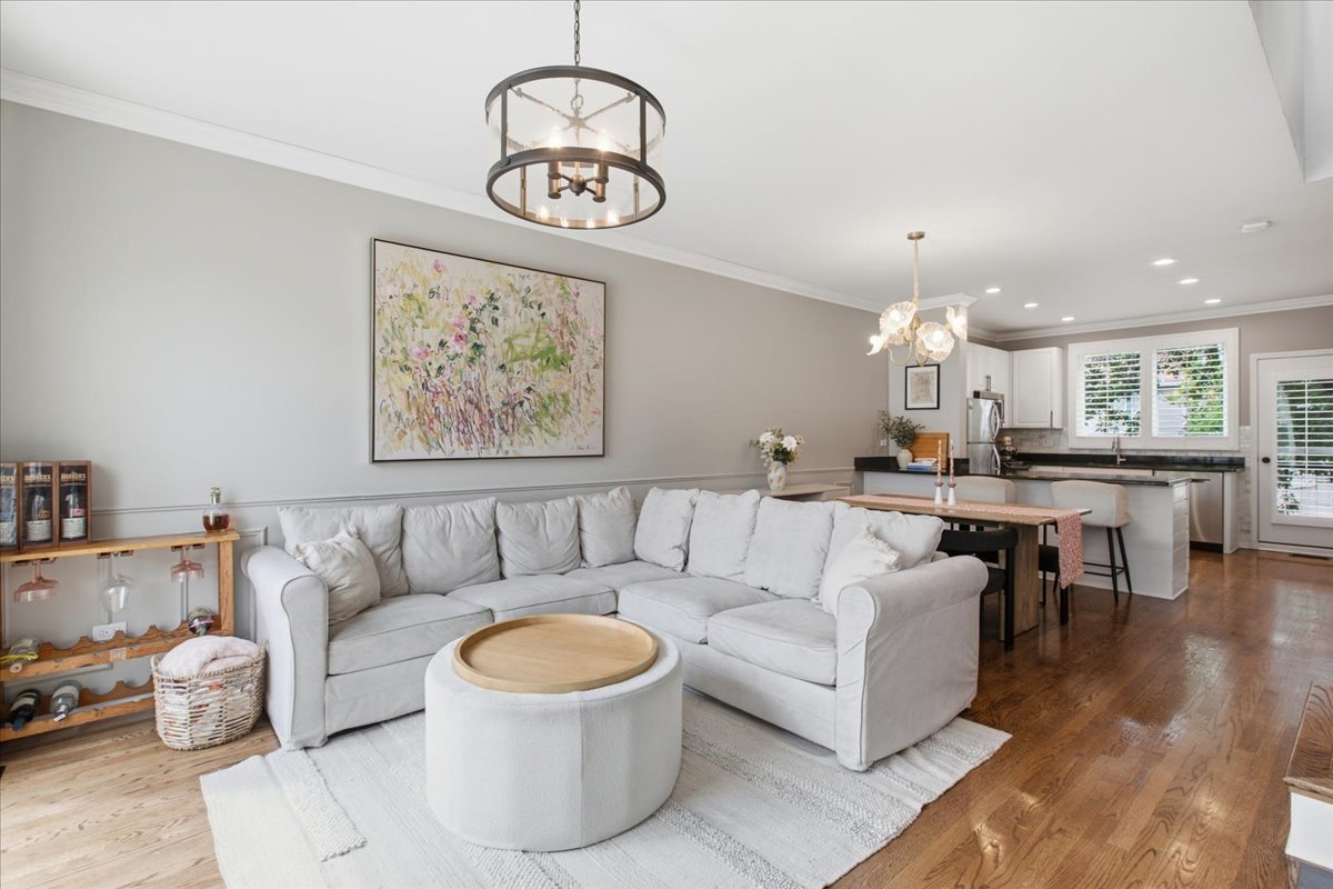 2901 N Wolcott Avenue Unit: D