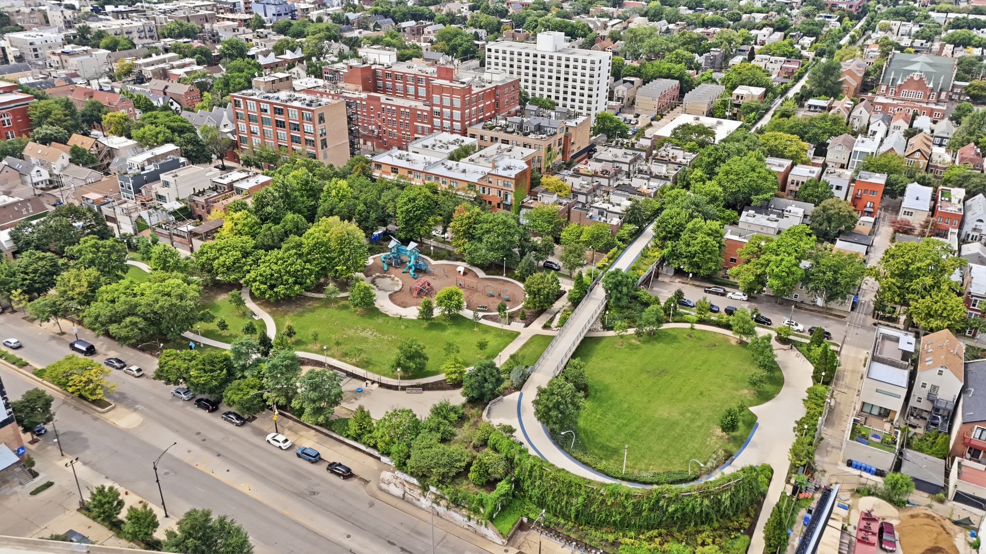 1740 N Marshfield Avenue Unit: 26