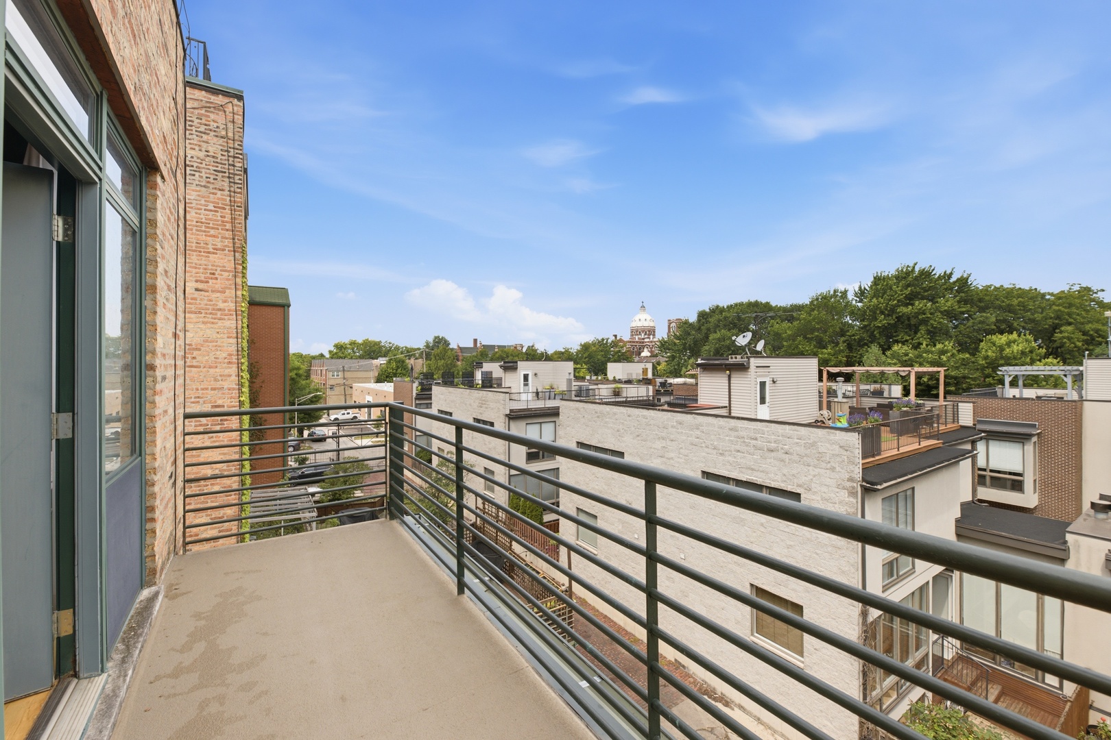 1740 N Marshfield Avenue Unit: 26