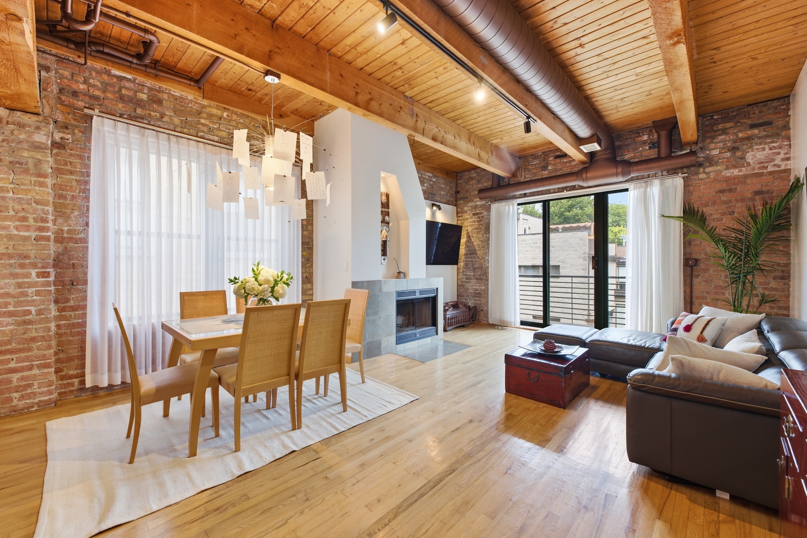 1740 N Marshfield Avenue Unit: 26