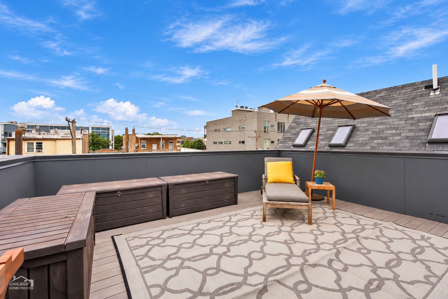 1824 W Superior Street
