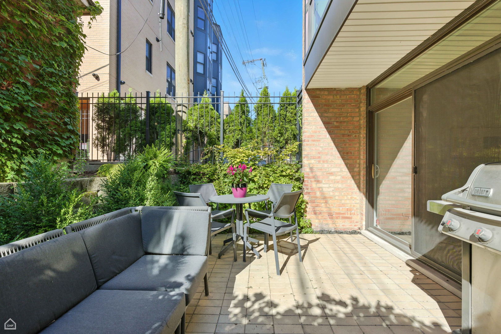 3012 N Waterloo Court Unit: 10