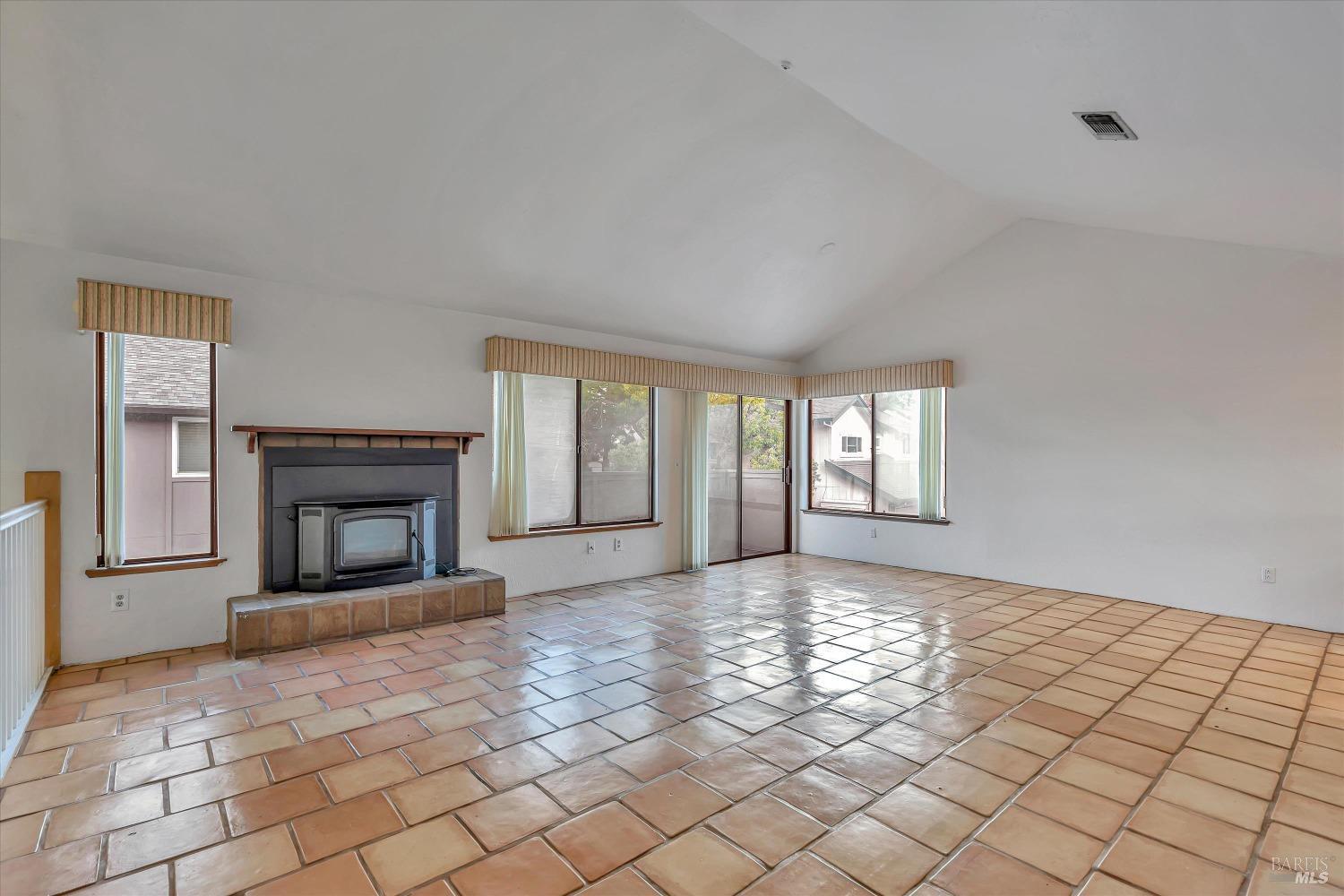 985 Copeland Creek Dr