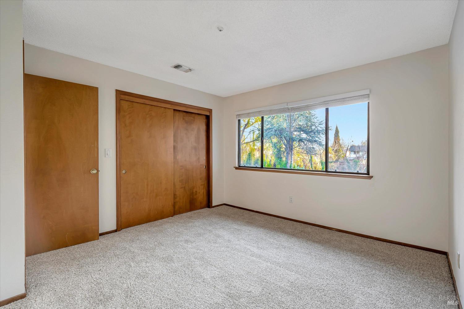 985 Copeland Creek Dr