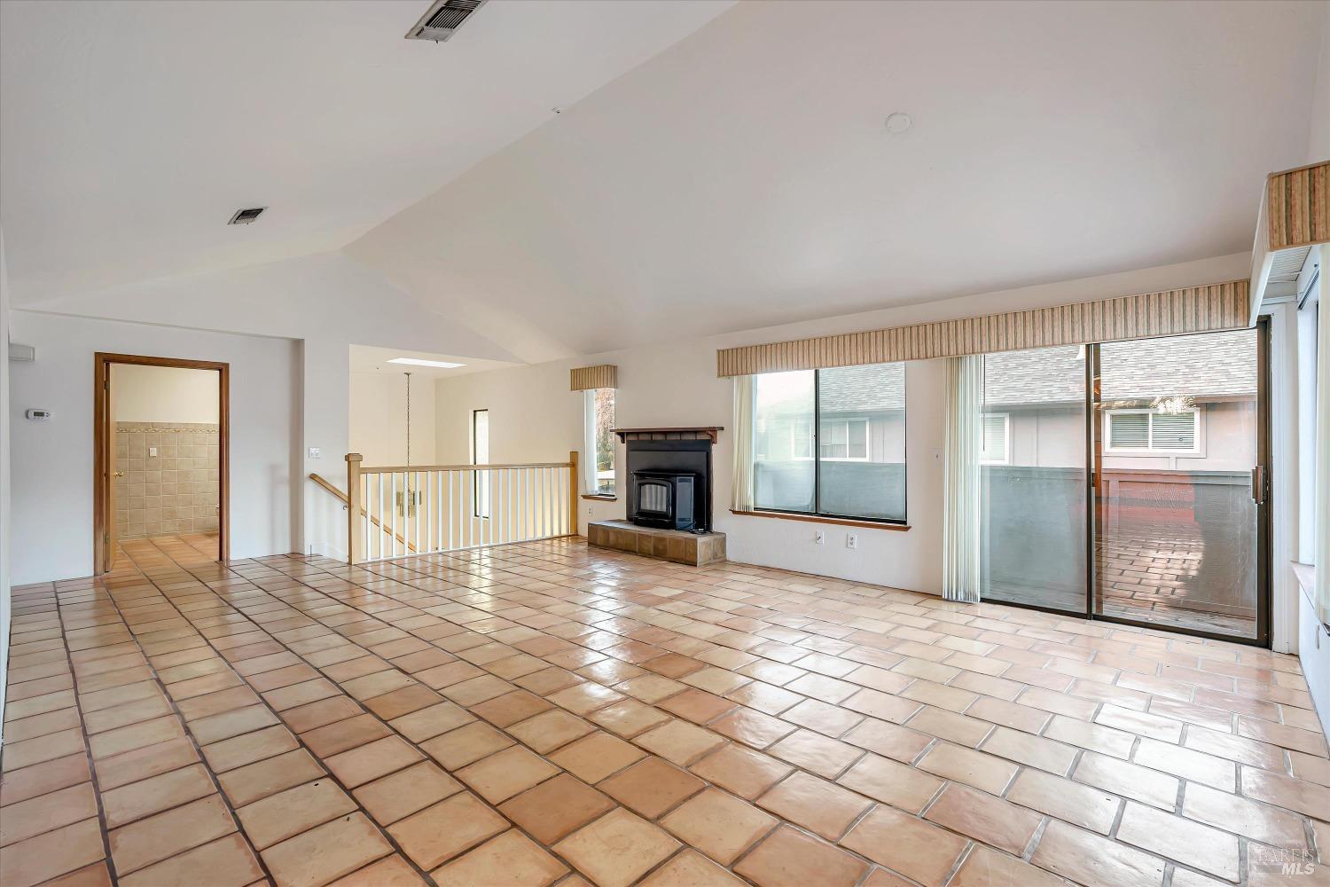 985 Copeland Creek Dr