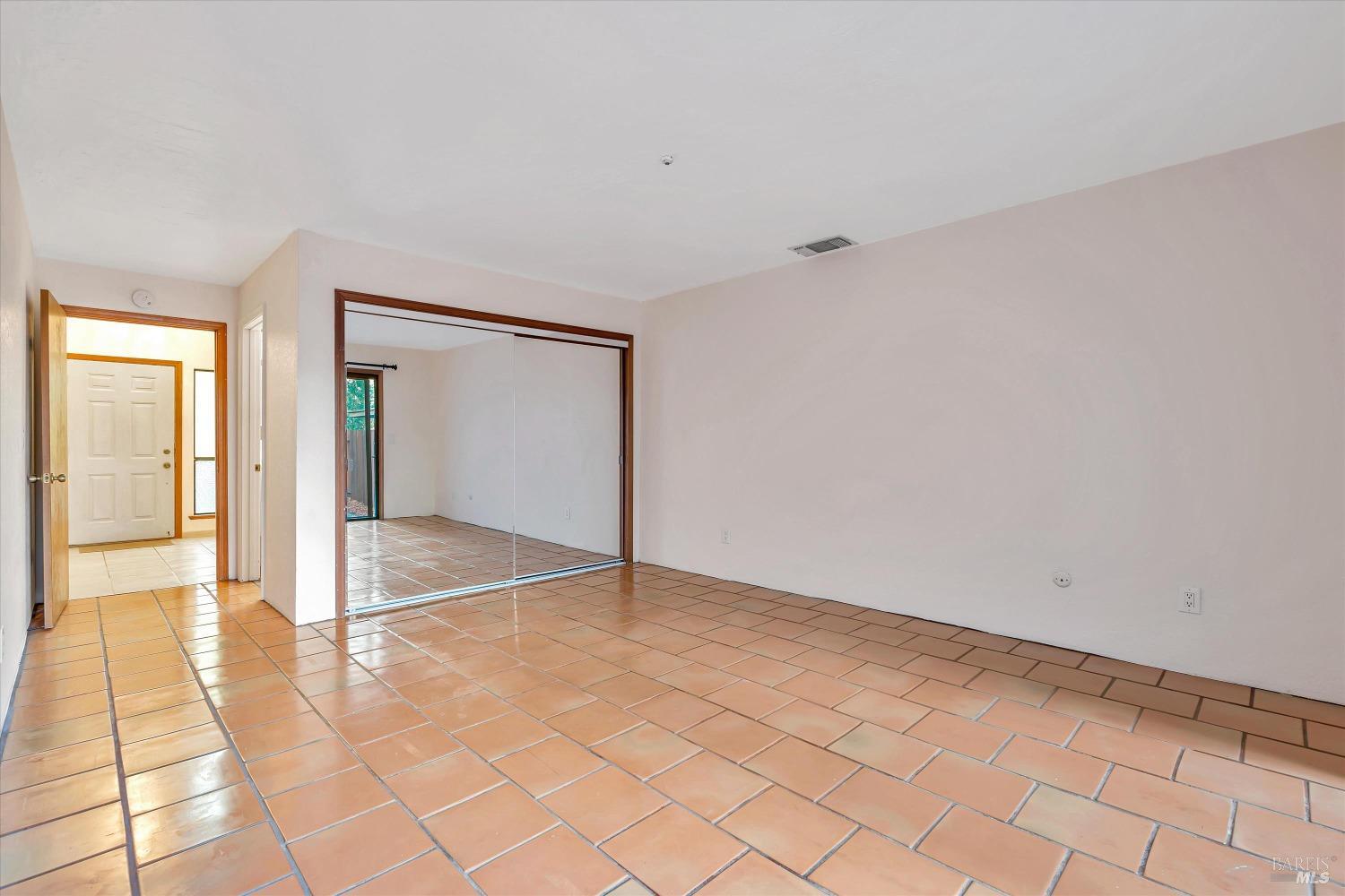 985 Copeland Creek Dr