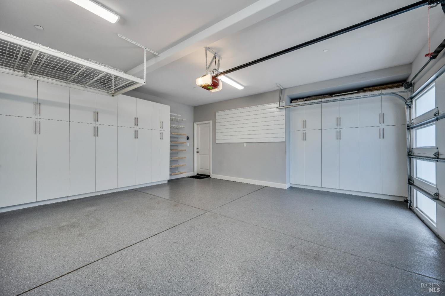 1806 Bella Vista Way